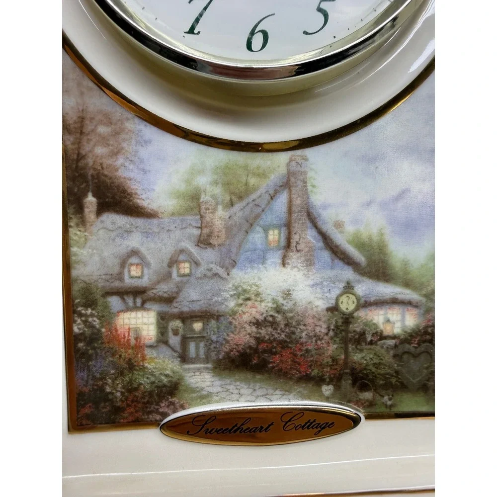 Thomas Kinkade Sweetheart Cottage Mantel Clock Painter of Light Cream Gold Tone